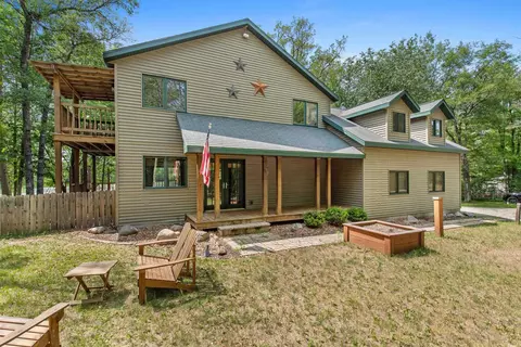 16555 Martin Ln, Crivitz, WI 54114
