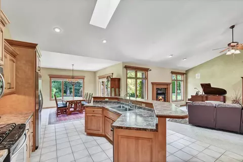 4472 Touchstone Ct, Oneida, WI 54155 photo 14