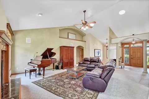 4472 Touchstone Ct, Oneida, WI 54155 photo 9