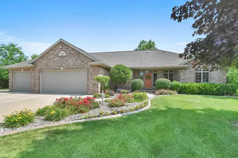 4472 Touchstone Ct, Oneida, WI 54155