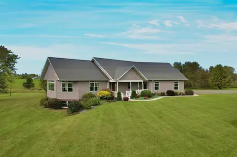 n9615 Badish Road, Daggett, MI 49821