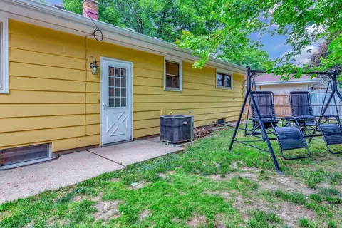 1200 S Walden Ave, Appleton, WI 54915 photo 22