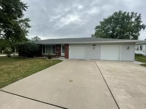 2297 Dorn Dr, Green Bay, WI 54313