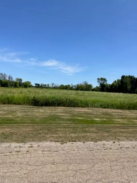 Spring Road, Omro, WI 54963