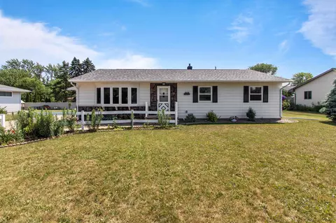 315 W Sunset Ave, Appleton, WI 54911