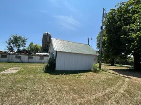 4254 Spring Rd, Omro, WI 54963 photo 4