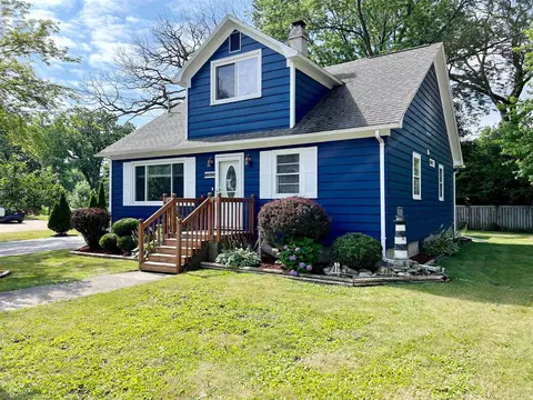 w5244 Bechaud Beach Drive, Fond Du Lac, WI 54935