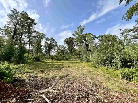 Quarry Road, Crivitz, WI 54114