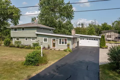 6852 Sunset Trl, Winneconne, WI 54986
