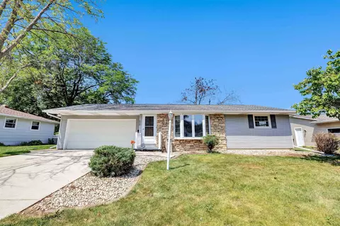 938 Outward Ave, De Pere, WI 54115