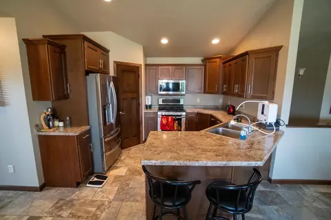 412 Emons Rd, Appleton, WI 54915 photo 4