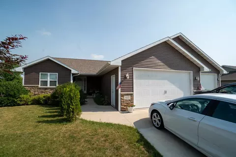 412 Emons Rd, Appleton, WI 54915