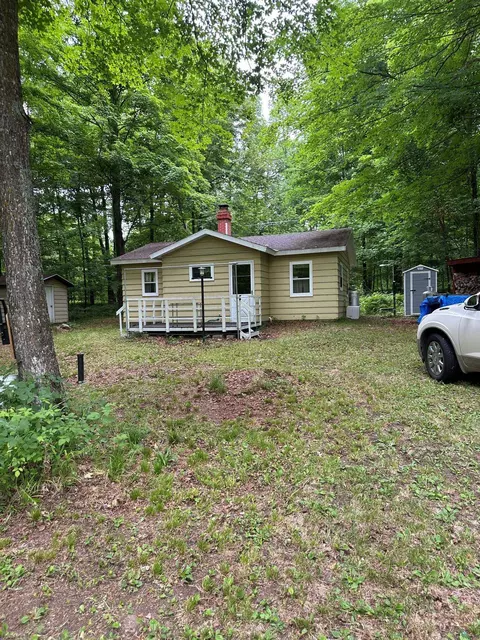 W13621 County Rd D, Bowler, WI 54416
