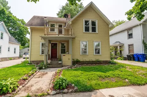 725 W Winnebago St, Appleton, WI 54913