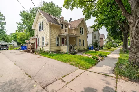 725 W Winnebago St, Appleton, WI 54913 photo 3