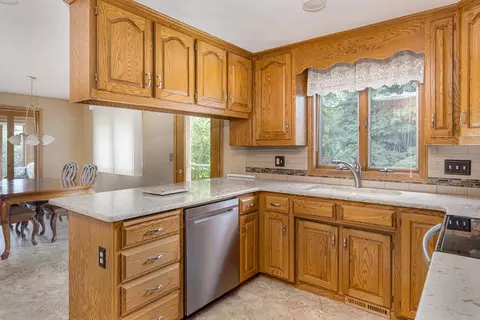w2619 Ruby Court, Appleton, WI 54915 photo 11