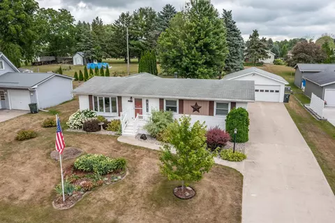 629 Harvey St, Ripon, WI 54971