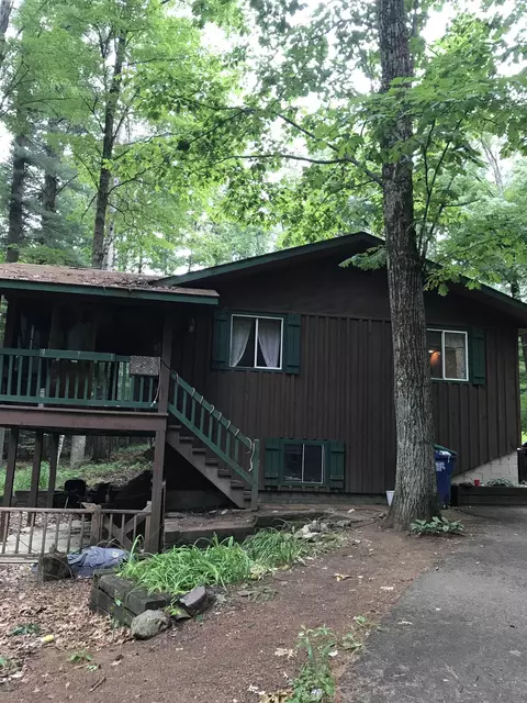 n9125 Deep Woods Lane, Gresham, WI 54128 photo 3