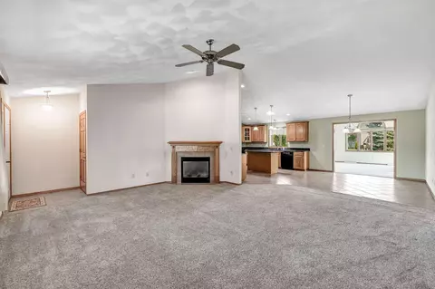 2624 E Sundance Dr, Appleton, WI 54913 photo 3