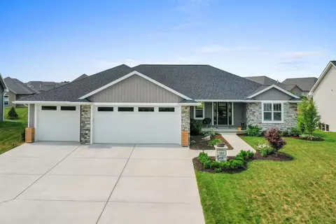 123 Purple Sage Dr, Green Bay, WI 54311
