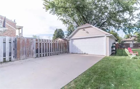 1220 W Lorain St, Appleton, WI 54914 photo 2