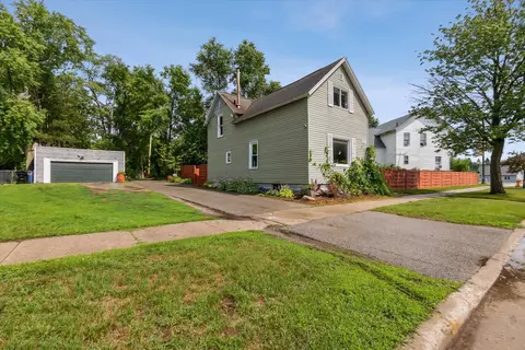 210 N Ellis Ave, Peshtigo, WI 54157
