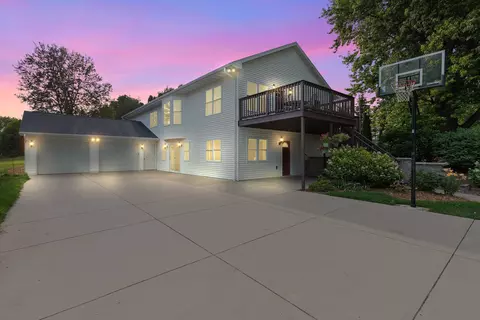 4002 Cooperstown Rd, Denmark, WI 54208