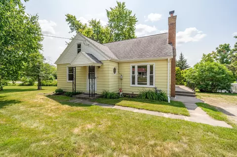 6759 Hillside Rd, Pickett, WI 54964