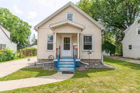 1129 Reed St, Green Bay, WI 54303