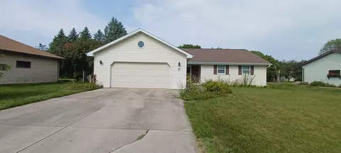 30 N Greves Ct, Appleton, WI 54914 photo 2