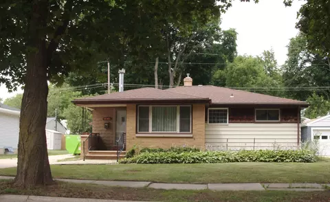 1610 Carroll Ave, Green Bay, WI 54304