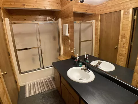 w12396 Roosevelt Road, Gresham, WI 54128 photo 10