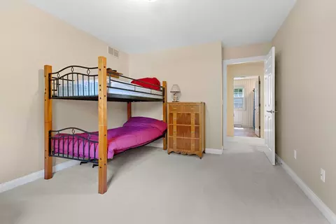 213 E Castlebury Ln, Appleton, WI 54913 photo 30