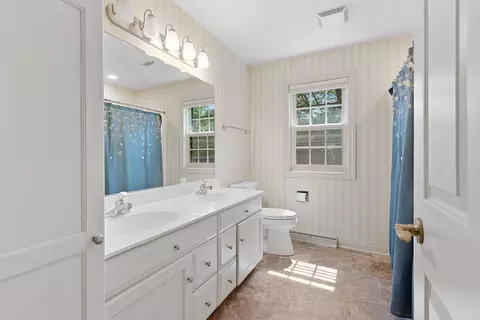 213 E Castlebury Ln, Appleton, WI 54913 photo 20
