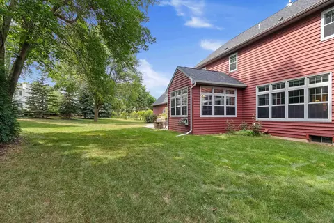 213 E Castlebury Ln, Appleton, WI 54913 photo 43
