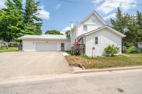 n958 County Road W, Readfield, WI 54969