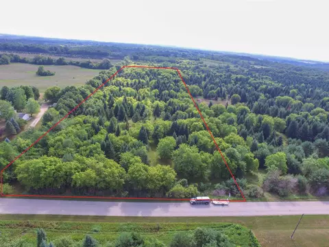 n5676 15th Road, Wild Rose, WI 54984