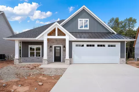 563 Lemere Ct, Howard, WI 54313