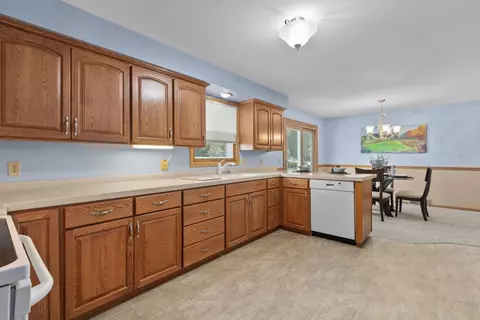2515 S Greenview St, Appleton, WI 54915 photo 10