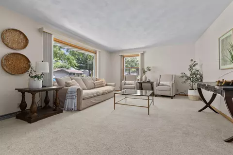 2515 S Greenview St, Appleton, WI 54915 photo 7