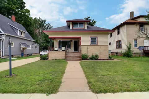 405 S Andrews St, Shawano, WI 54166