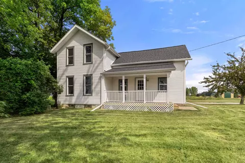 3132 County Road Gg, Oshkosh, WI 54904