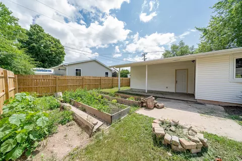 16 N Linden Ln, Appleton, WI 54915 photo 4