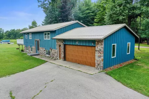 w6505 Homewood Avenue, Shawano, WI 54166