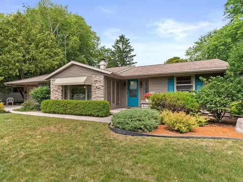 1024 Texas St, Sturgeon Bay, WI 54235