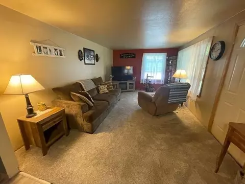1046 Metomen St, Ripon, WI 54971 photo 8