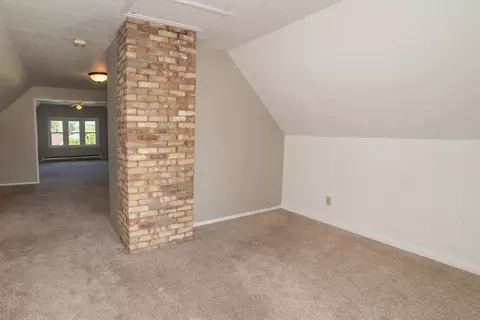 623 S State St, Appleton, WI 54911 photo 28
