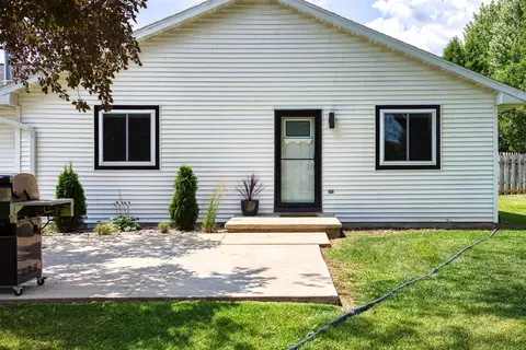 w7012 Shea Road, Menasha, WI 54952