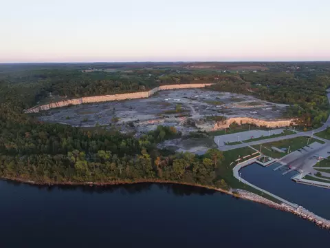 Quarry Bluff Court, Sturgeon Bay, WI 54235