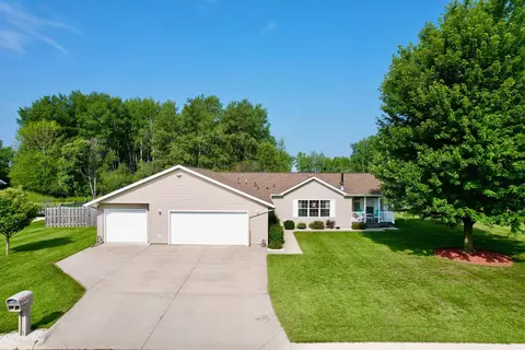 2607 20th St, Menominee, MI 49858